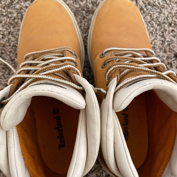 Timberland - Picture 2 of 4